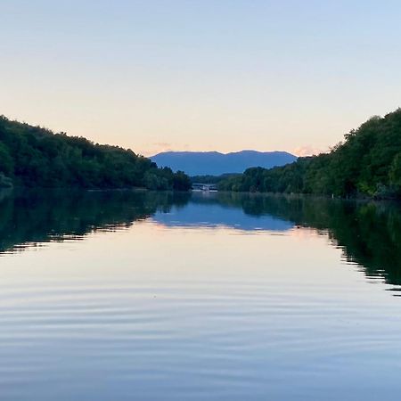 Il Fiume Azzurro Home B&B Castelletto sopra Ticino Exteriör bild